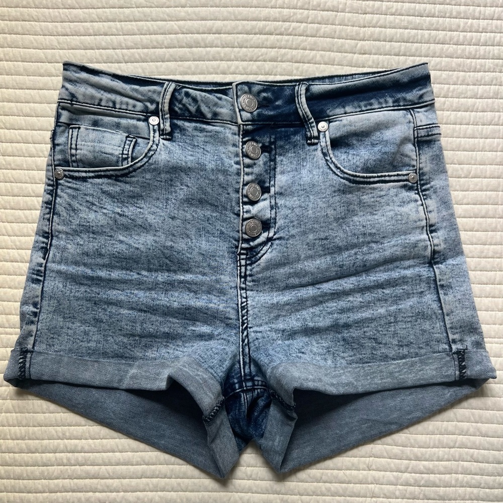 Acid wash button fly jean shorts